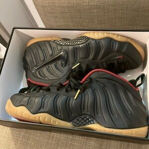 Foamposits (Gucci)